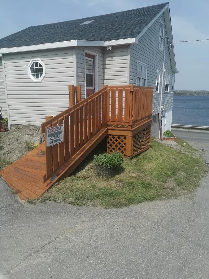 Starboard Side Guest House Channel Port aux Basques Bagian luar foto