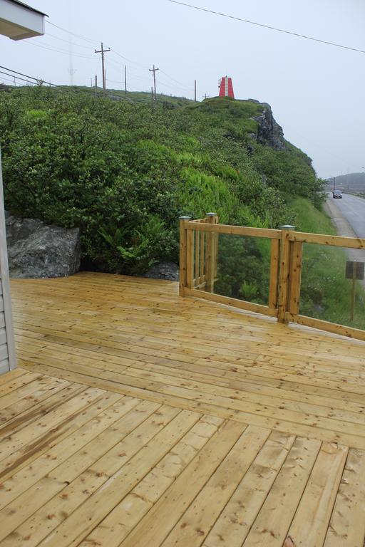 Starboard Side Guest House Channel Port aux Basques Bagian luar foto